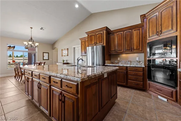 $695,000 | 770 Arrow Avenue, Overton, NV 89040