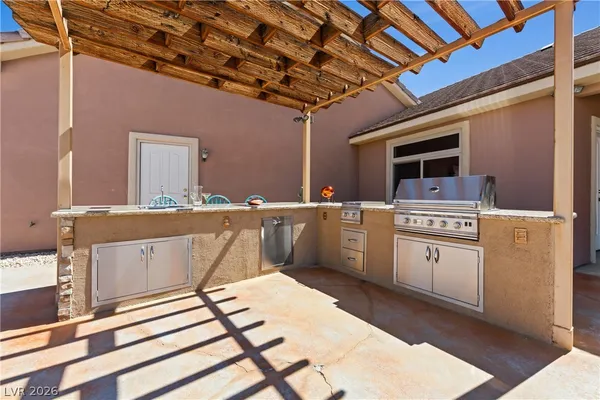 $695,000 | 770 Arrow Avenue, Overton, NV 89040