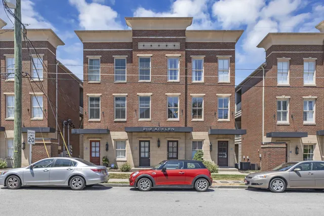 $639,000 | 2112 Acklen Avenue, Unit 201, Nashville, TN 37212