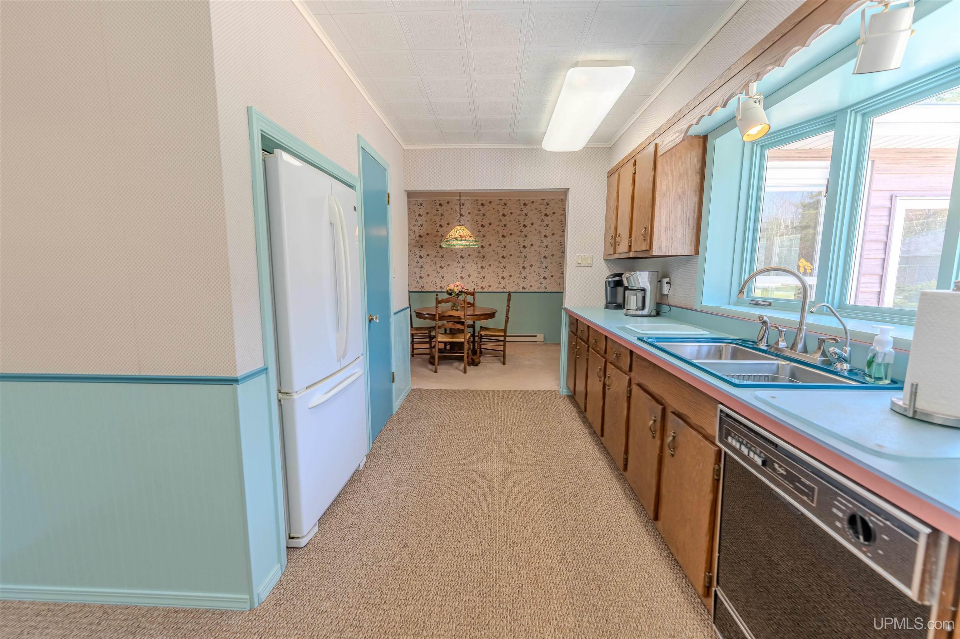 536 West Gulliver Lake Road Gulliver, MI 49840 - Photo 25 of 97