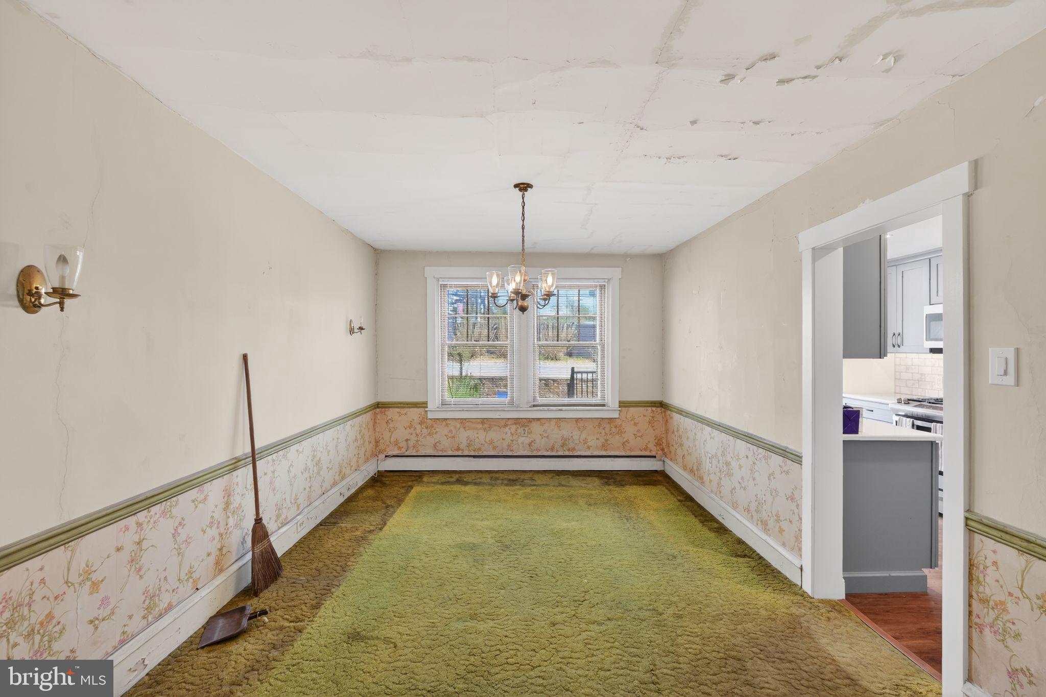 633 Dayton Road Bryn Mawr, PA 19010 - Photo 6 of 18 a bathroom with a tub and shower