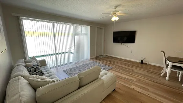 $3,100 | 7677 Bergamo Avenue, Sarasota, FL 34238