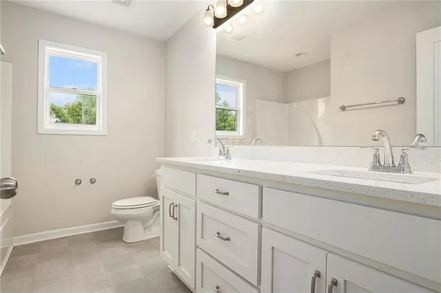 $300,000 | 111 Hamilton Lake View Court, LaGrange, GA 30241