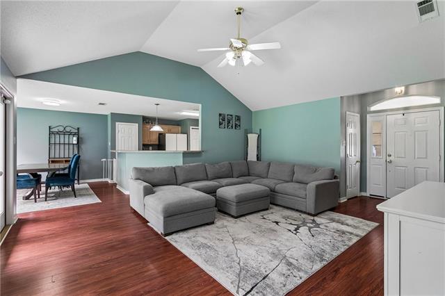 752 Simpson Way Covington, LA 70435 - Photo 3 of 18