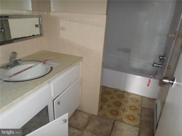 1296 Randy Drive Pottstown, PA 19464 - Photo 11 of 20 Gallery Image 11