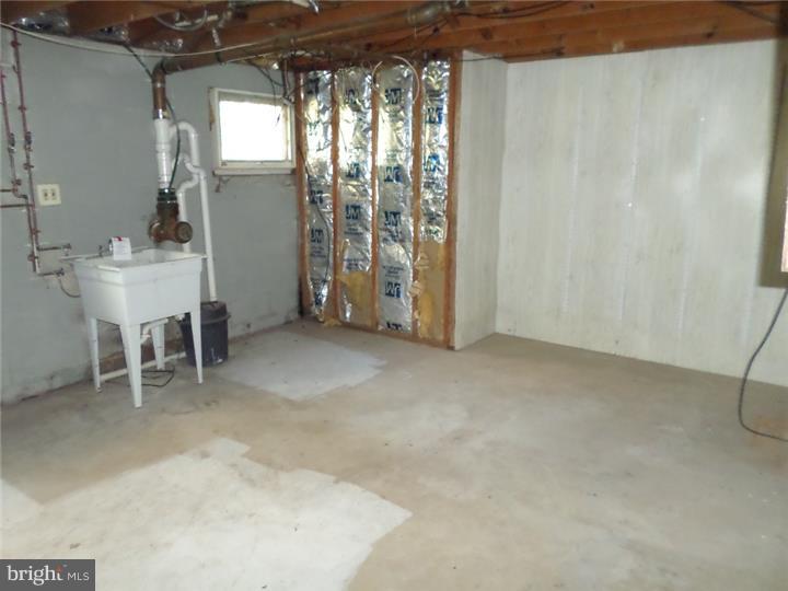1296 Randy Drive Pottstown, PA 19464 - Photo 14 of 20 Gallery Image 14