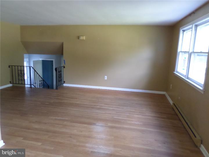 1296 Randy Drive Pottstown, PA 19464 - Photo 3 of 20 Gallery Image 3