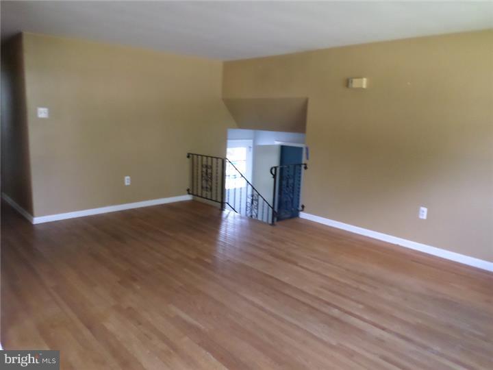 1296 Randy Drive Pottstown, PA 19464 - Photo 5 of 20 Gallery Image 5