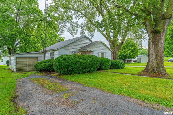 $75,000 | 401 Home Avenue, Lincoln, IL 62656