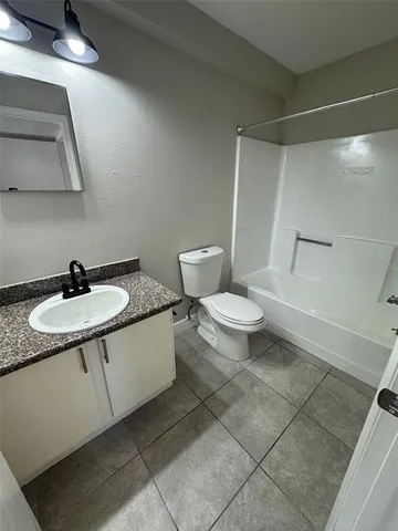 $1,189 | 1193 Bentley Road, Unit 1, Leesburg, FL 34748