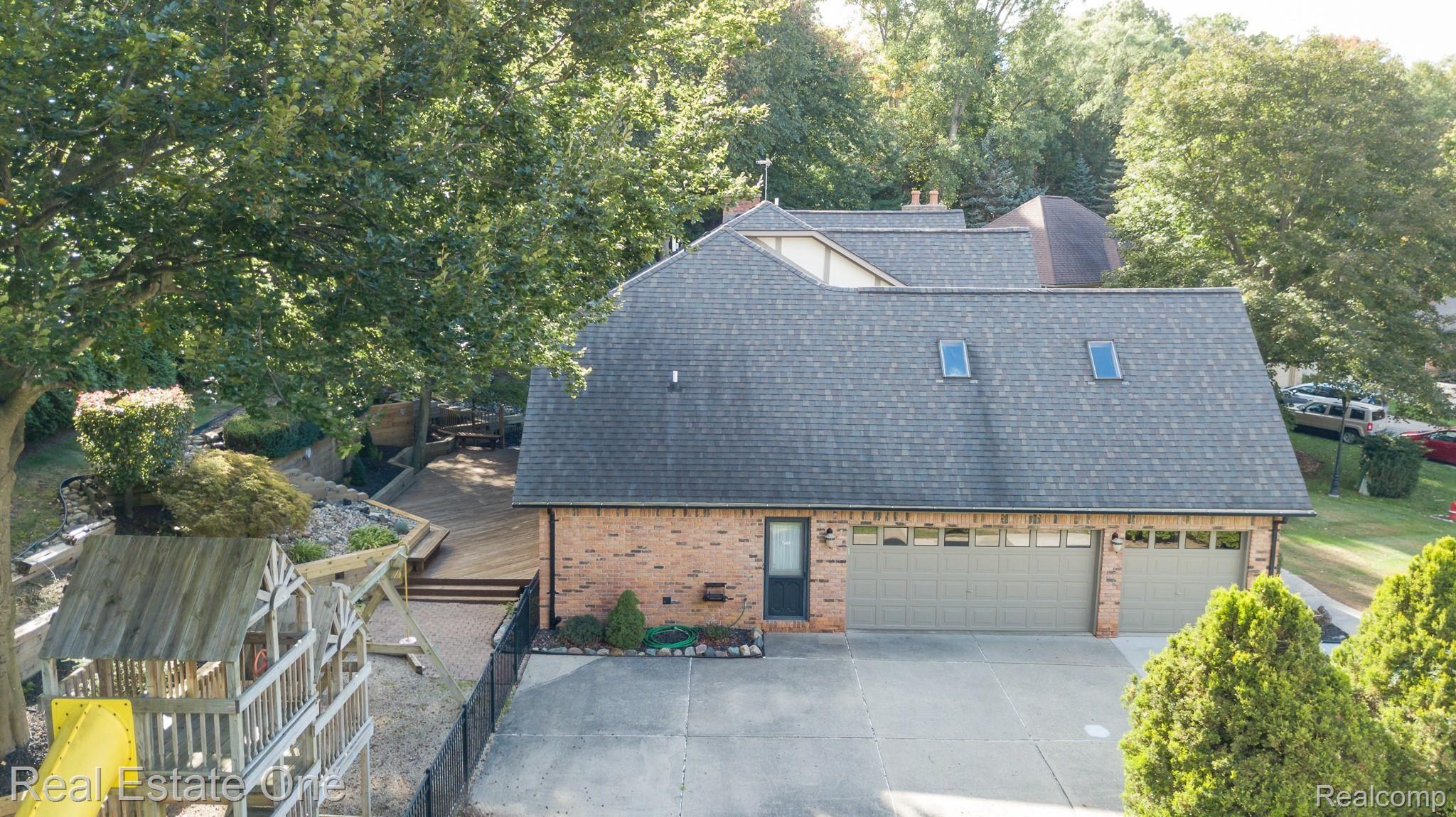 1261 Springwood Court Rochester, MI 48309 - Photo 78 of 85 Springwood MLS-W084.jpg