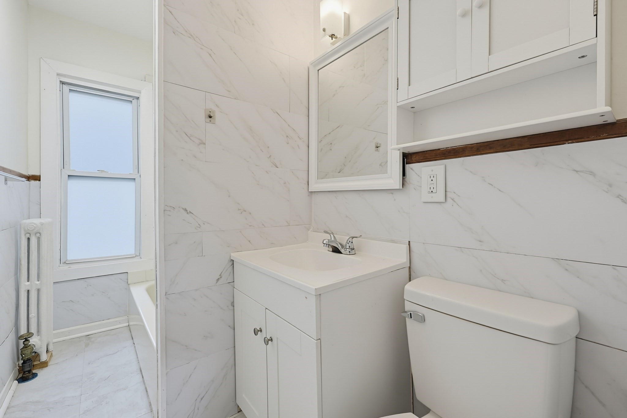 24-26 Grove Street Springfield, MA 01107 - Photo 8 of 31 Gallery Image 8