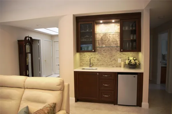 $6,450 | 2662 Northwest 42nd Street, Boca Raton, FL 33434