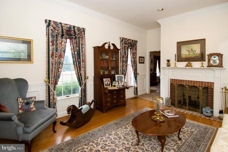 1625 Watervale Road Fallston, MD 21047 - Photo 9 of 30 Living Room