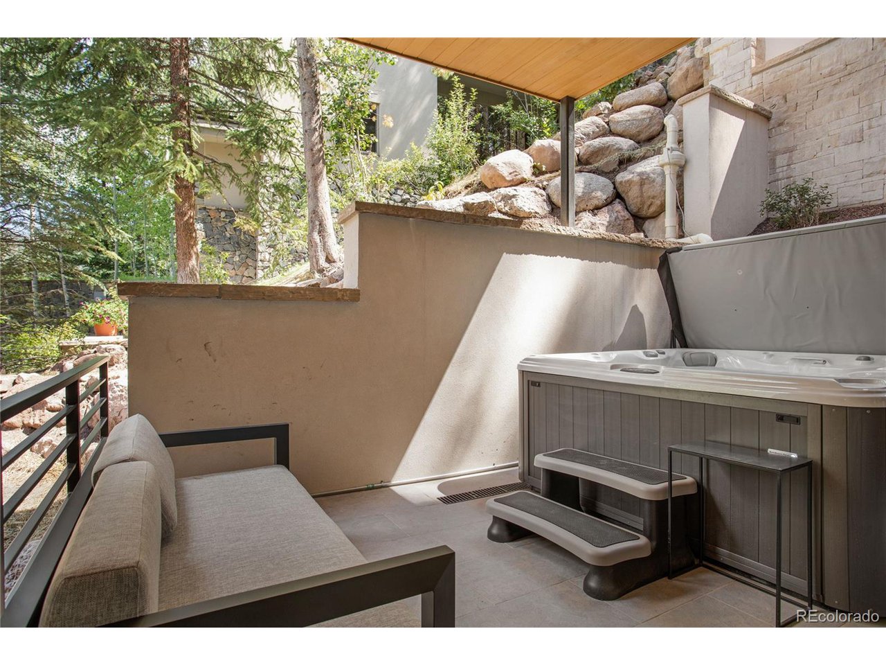670 West Forest Road, Unit B Vail, CO 81657 - Photo 24 of 34 Gallery Image 24