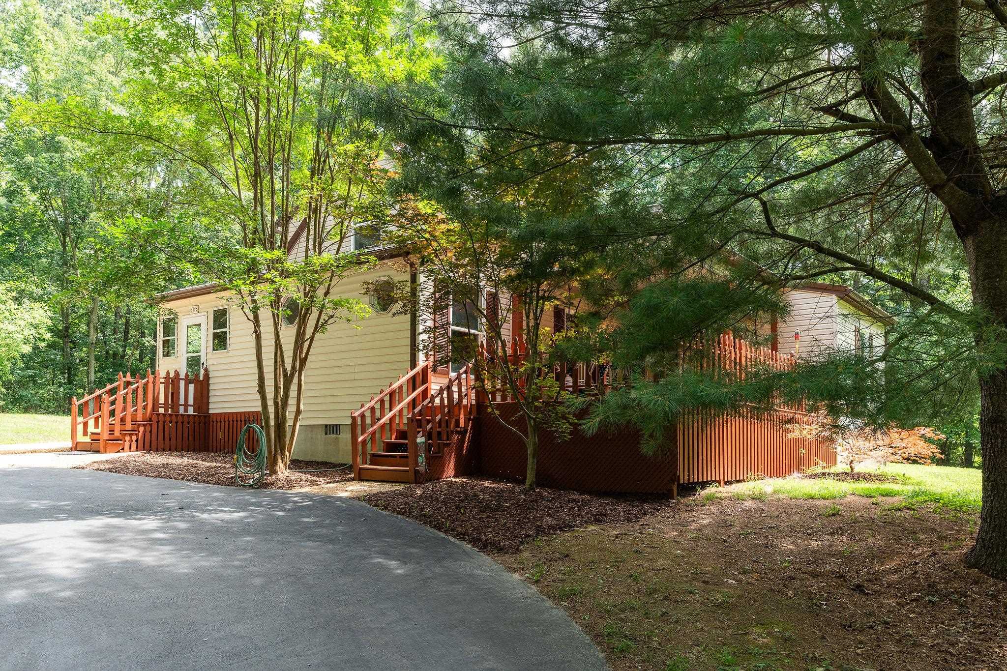87 Swisher Road Staunton, VA 24401 - Photo 4 of 75 a view of outdoor space and yard
