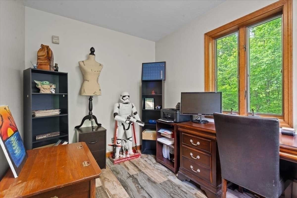 113 Harrington Road Charlton, MA 01507 - Photo 26 of 41