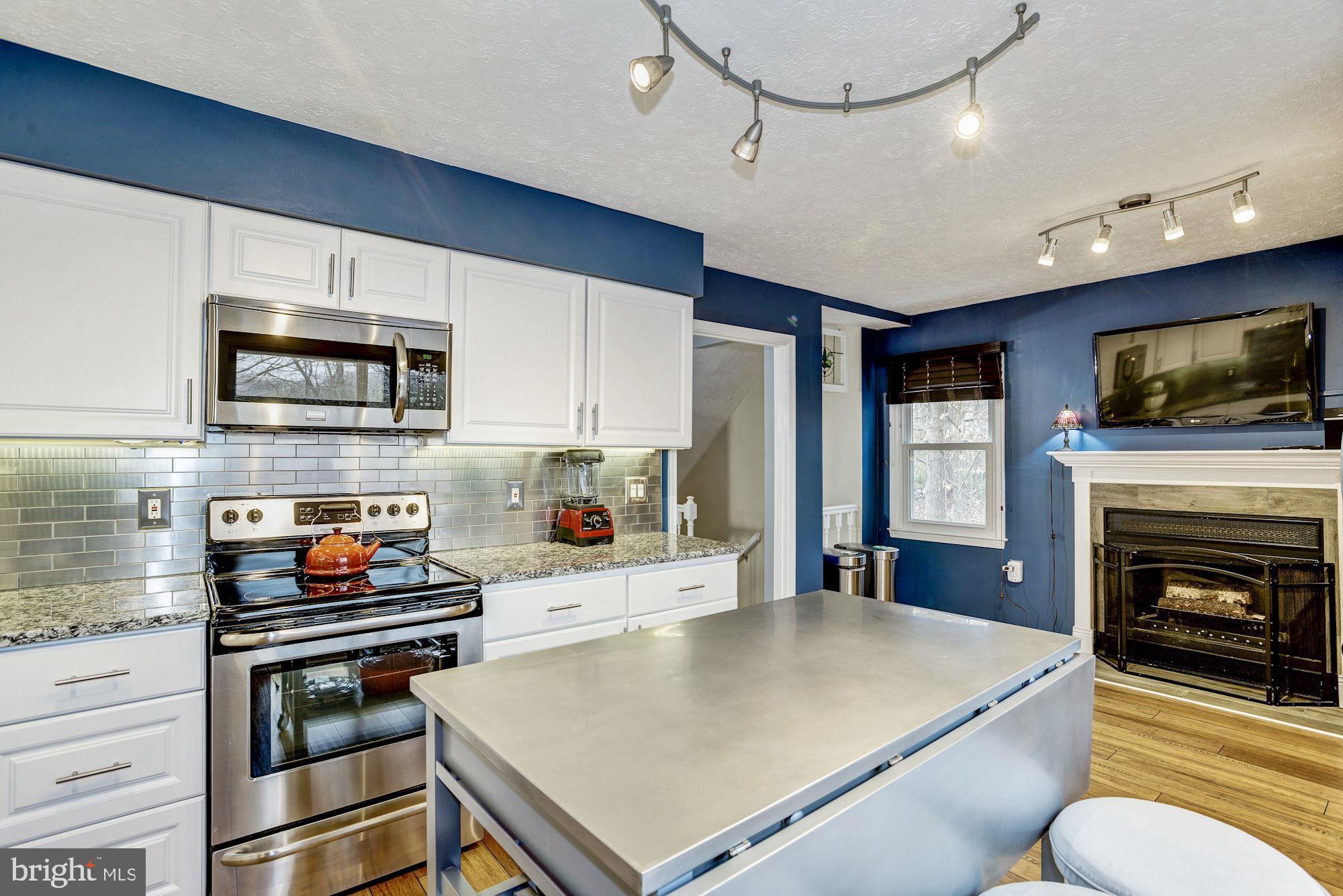 7342 Stream Way Springfield, VA 22152 - Photo 13 of 42 Gallery Image 13