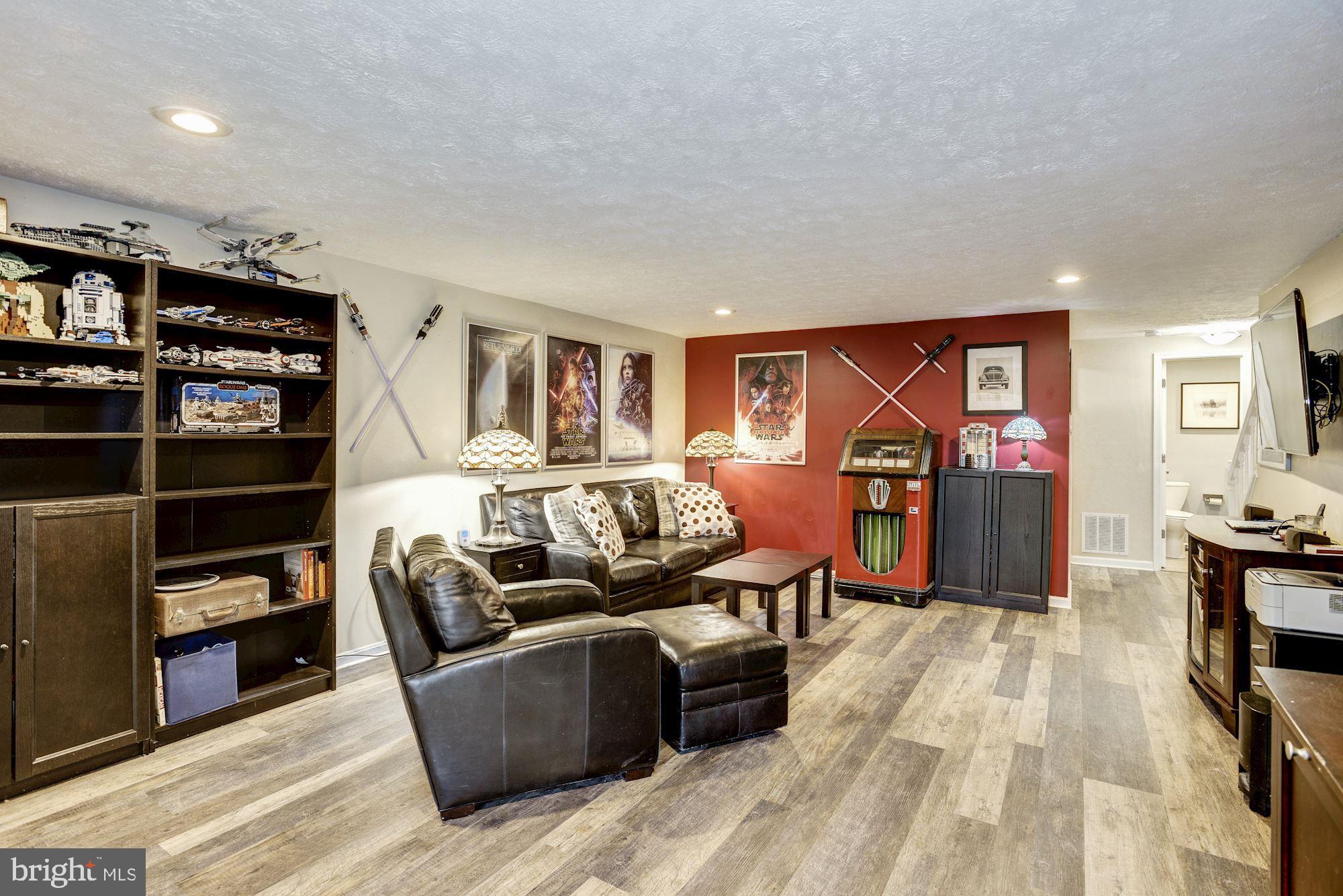 7342 Stream Way Springfield, VA 22152 - Photo 36 of 42 Gallery Image 36