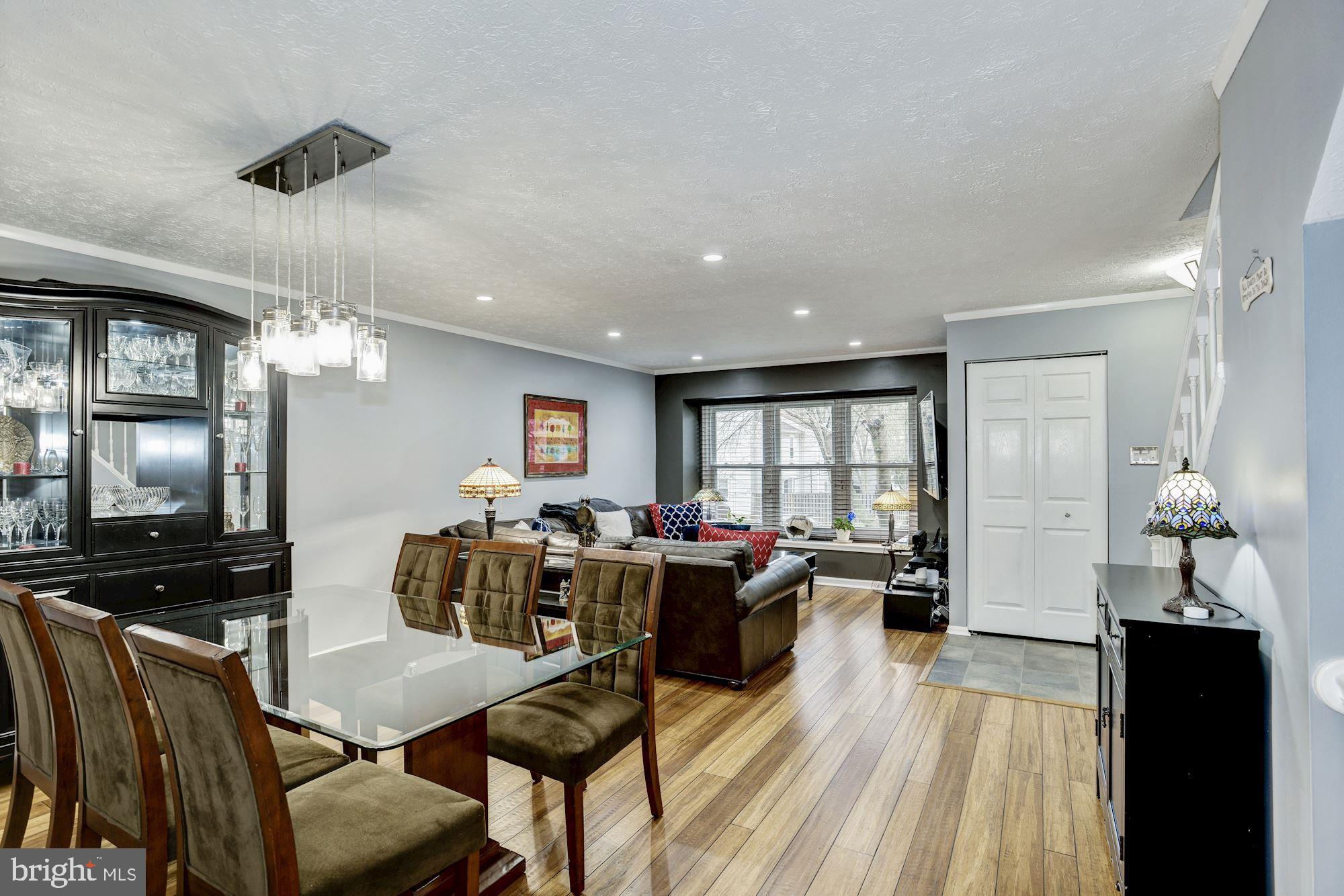 7342 Stream Way Springfield, VA 22152 - Photo 7 of 42 Gallery Image 7