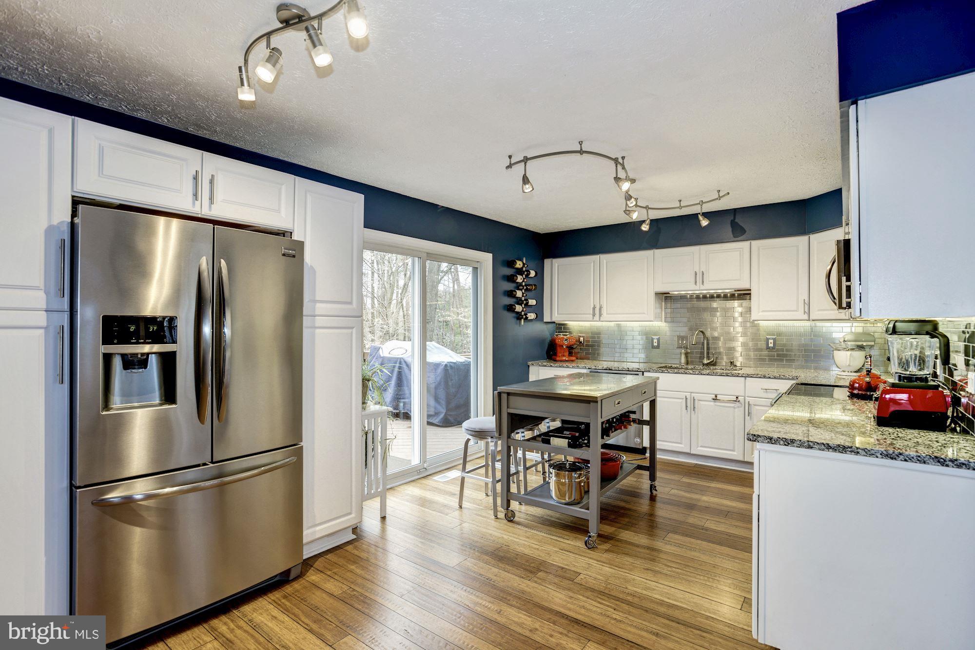 7342 Stream Way Springfield, VA 22152 - Photo 10 of 42 Gallery Image 10