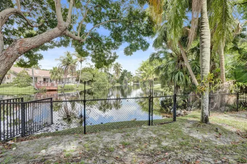 $990,000 | 9721 Sea Turtle Drive, Plantation, FL 33324