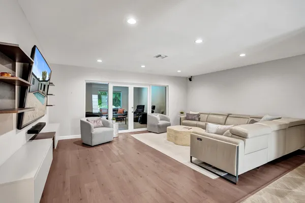 $1,100,000 | 9721 Sea Turtle Drive, Plantation, FL 33324