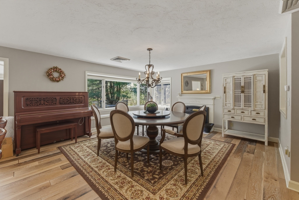 402 Ridgefield Circle, Unit D Clinton, MA 01510 - Photo 22 of 35