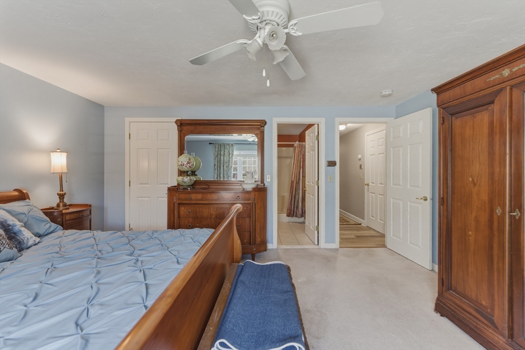 402 Ridgefield Circle, Unit D Clinton, MA 01510 - Photo 25 of 35