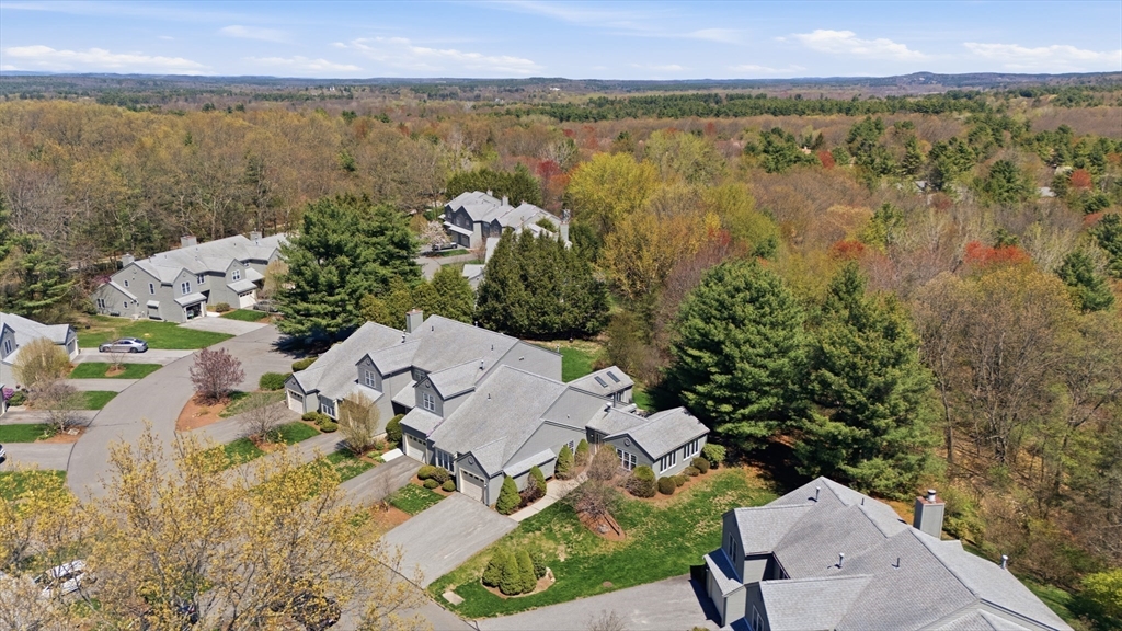 402 Ridgefield Circle, Unit D Clinton, MA 01510 - Photo 4 of 35