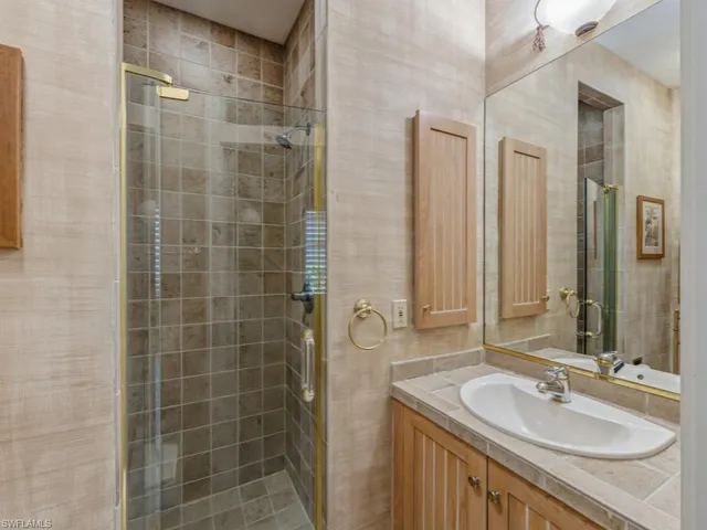 $2,650,000 | 3480 Creekview Drive, Bonita Springs, FL 34134