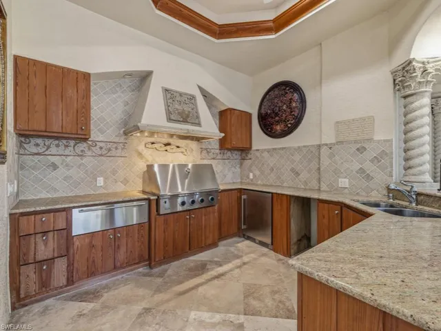 $2,650,000 | 3480 Creekview Drive, Bonita Springs, FL 34134