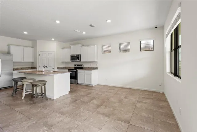 $2,600 | 6259 Northwest Regent Street, Port St. Lucie, FL 34983