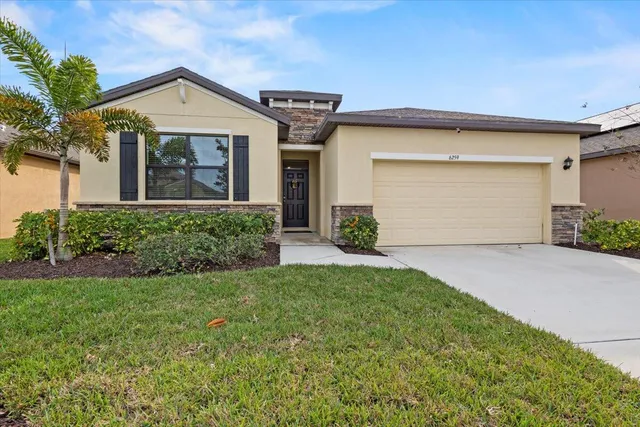 $2,600 | 6259 Northwest Regent Street, Port St. Lucie, FL 34983