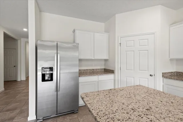 $2,600 | 6259 Northwest Regent Street, Port St. Lucie, FL 34983