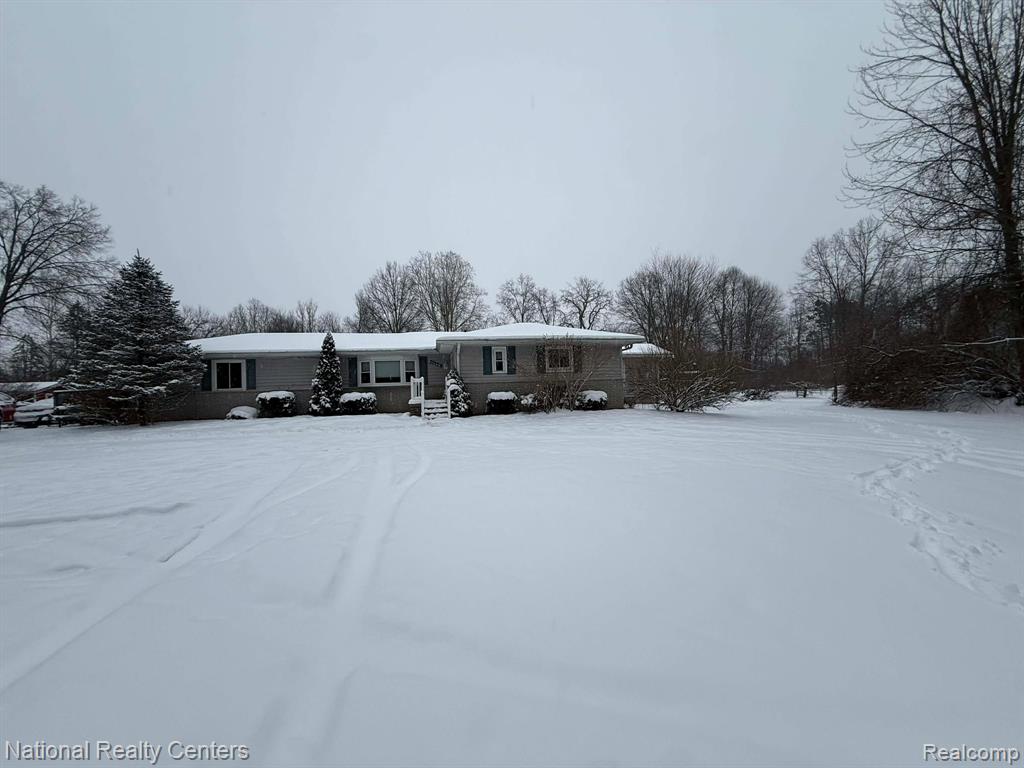27125 Delos Road New Boston, MI 48164 - Photo 18 of 45 Gallery Image 18