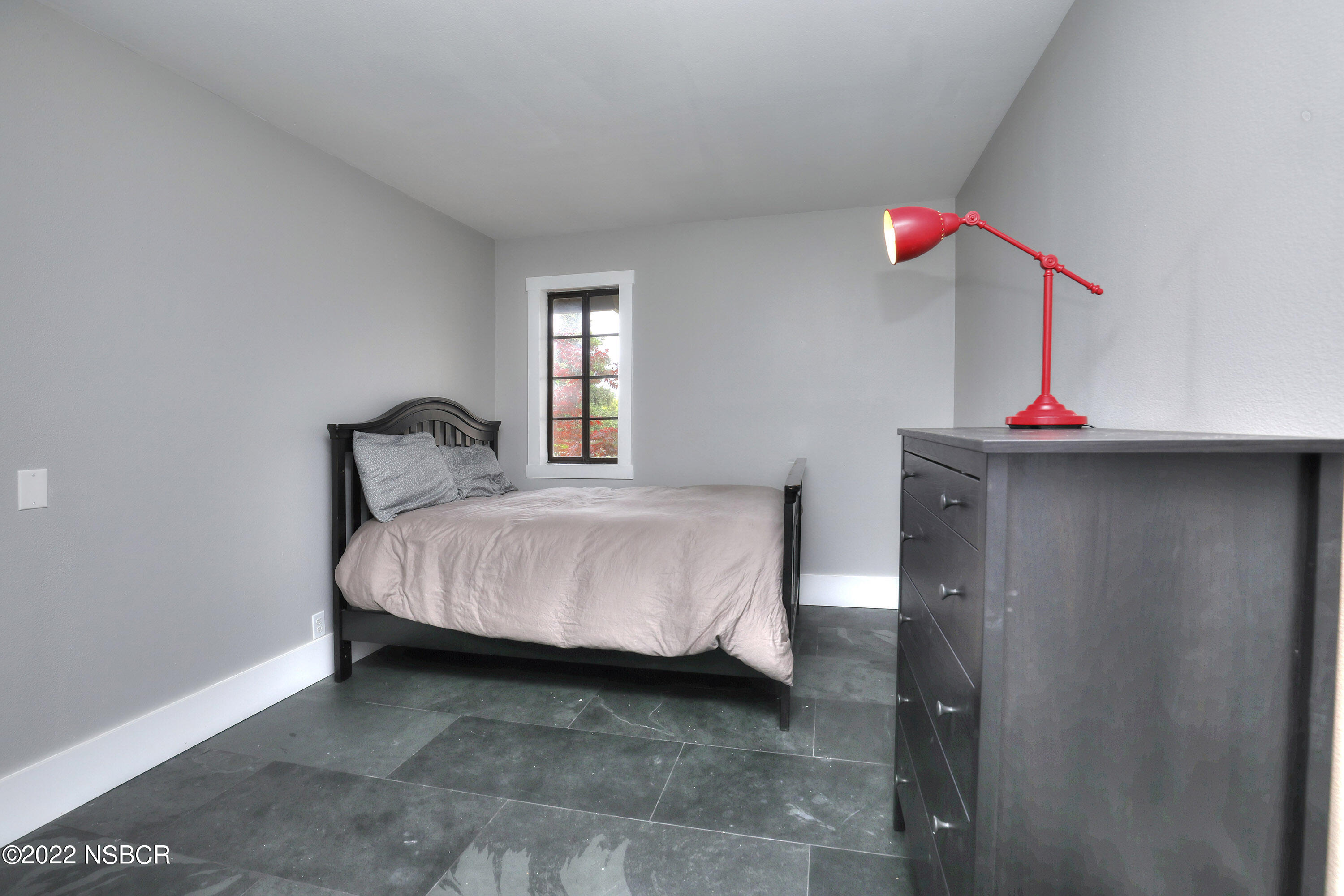 1893 Ringsted Drive Solvang, CA 93463 - Photo 29 of 43 25 - Guest Room