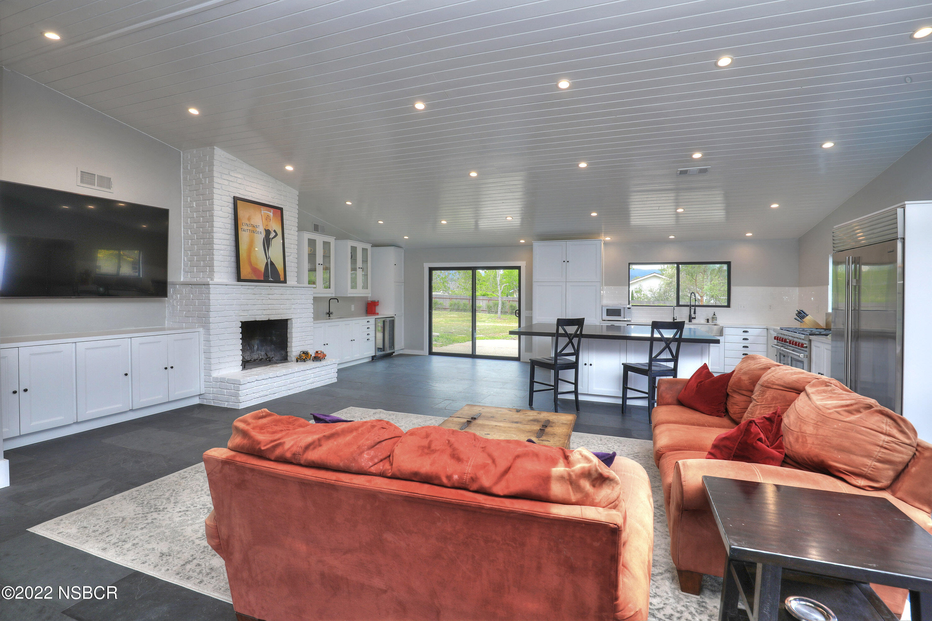 1893 Ringsted Drive Solvang, CA 93463 - Photo 8 of 43 7 - Great Room