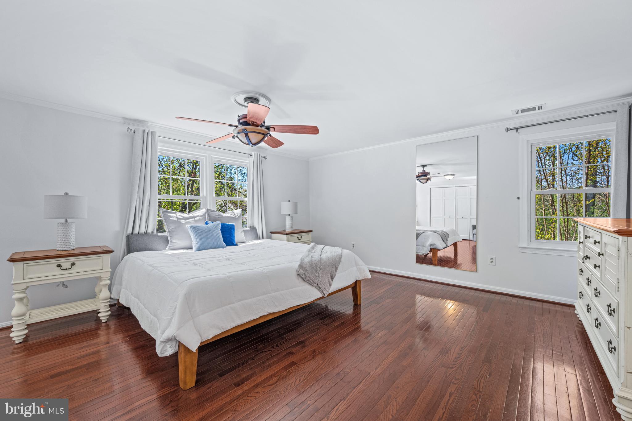 6 Starlight Court Potomac, MD 20854 - Photo 29 of 65 Primary Suite