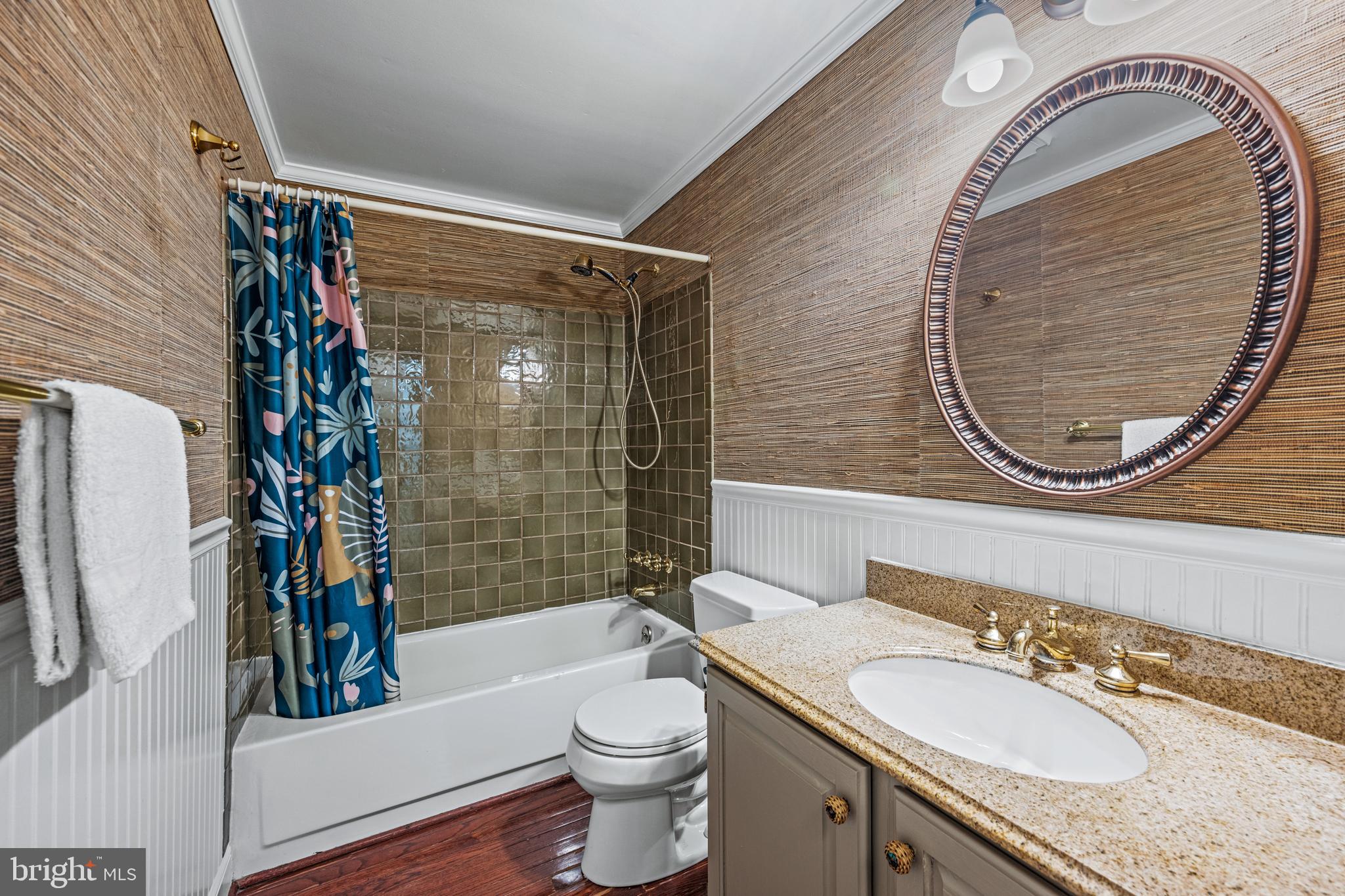 6 Starlight Court Potomac, MD 20854 - Photo 38 of 65 Full Hall Bath