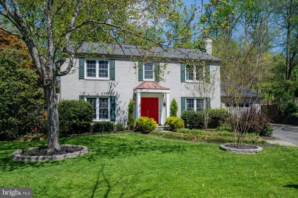 $1,025,000 | 6 Starlight Court, Potomac, MD 20854