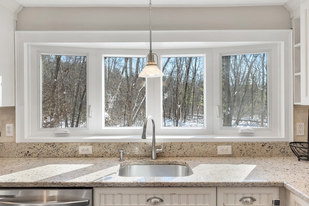 180 High Plain Road Andover, MA 01810 - Photo 9 of 38 Gallery Image 9