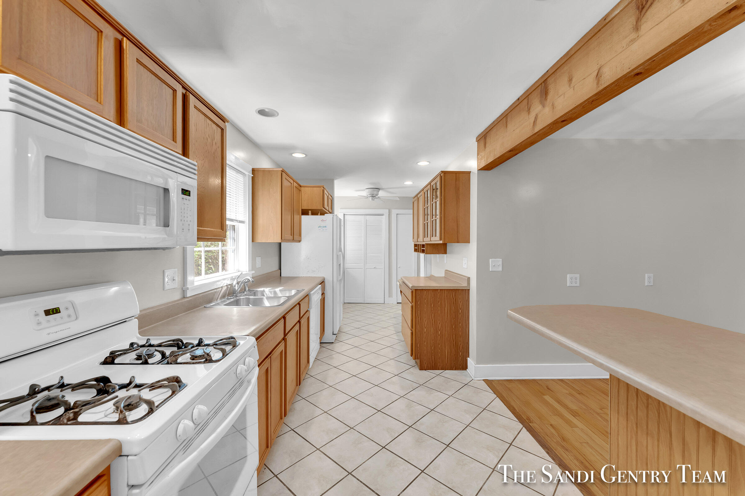16346 Taft Road Spring Lake, MI 49456 - Photo 16 of 53 AIV00066