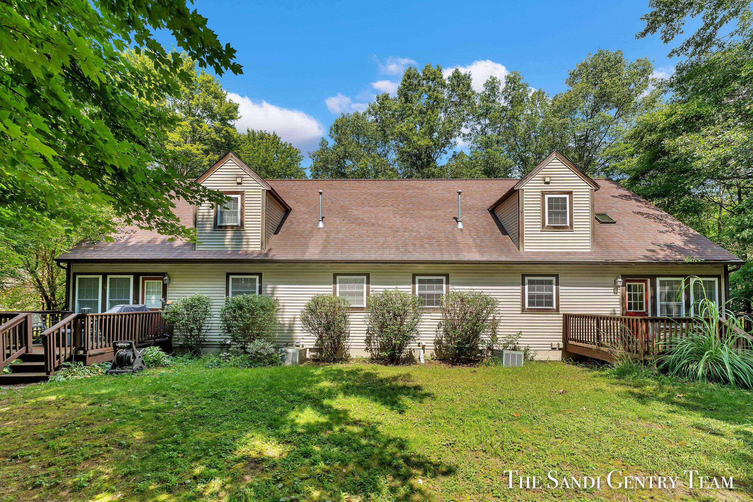 16346 Taft Road Spring Lake, MI 49456 - Photo 2 of 53 AIV00250