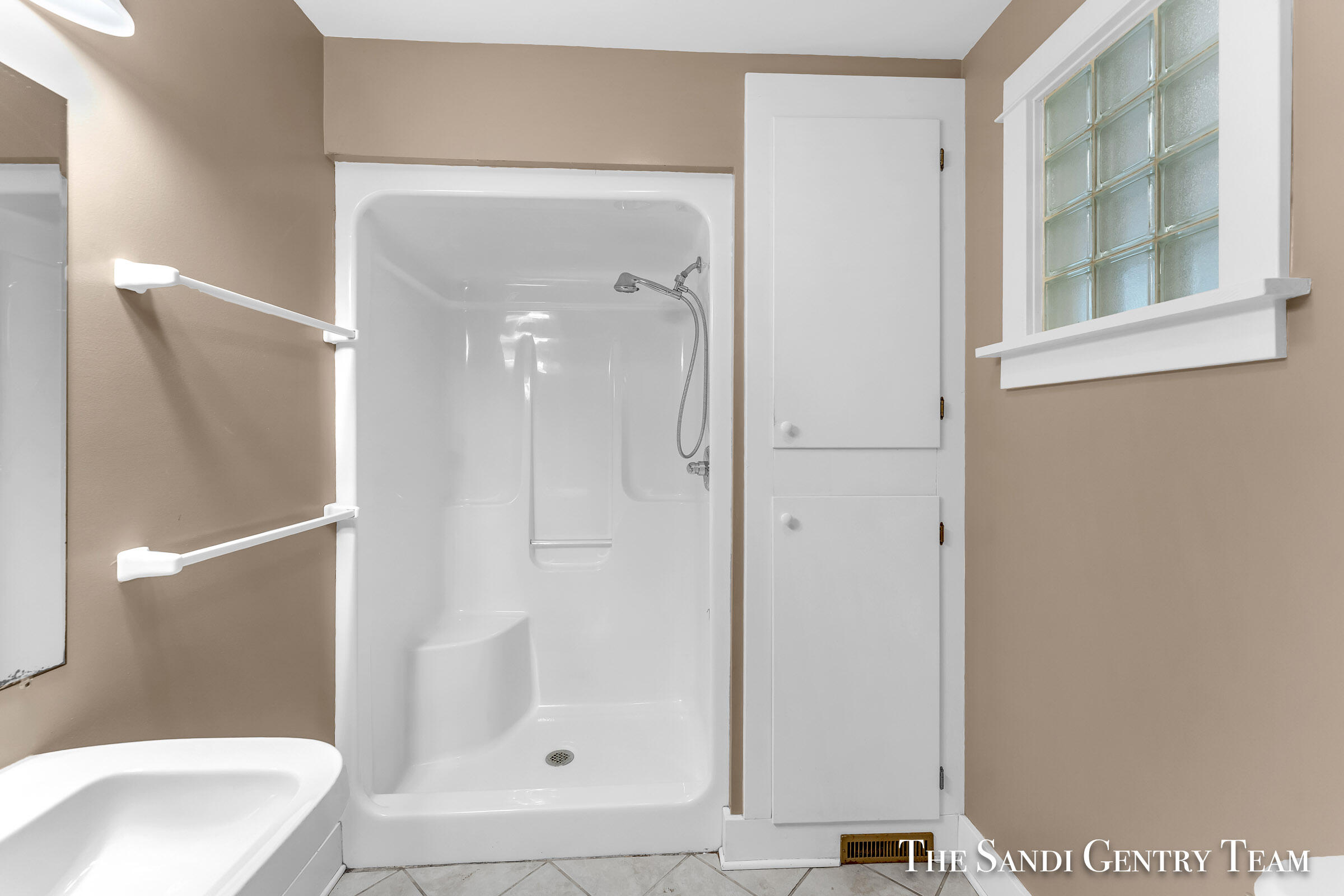 16346 Taft Road Spring Lake, MI 49456 - Photo 27 of 53 AIV00016