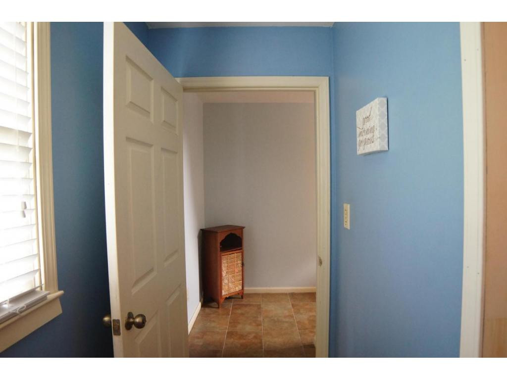 144 Carr Hollow Road Elizabethton, TN 37643 - Photo 17 of 19 Photo 17