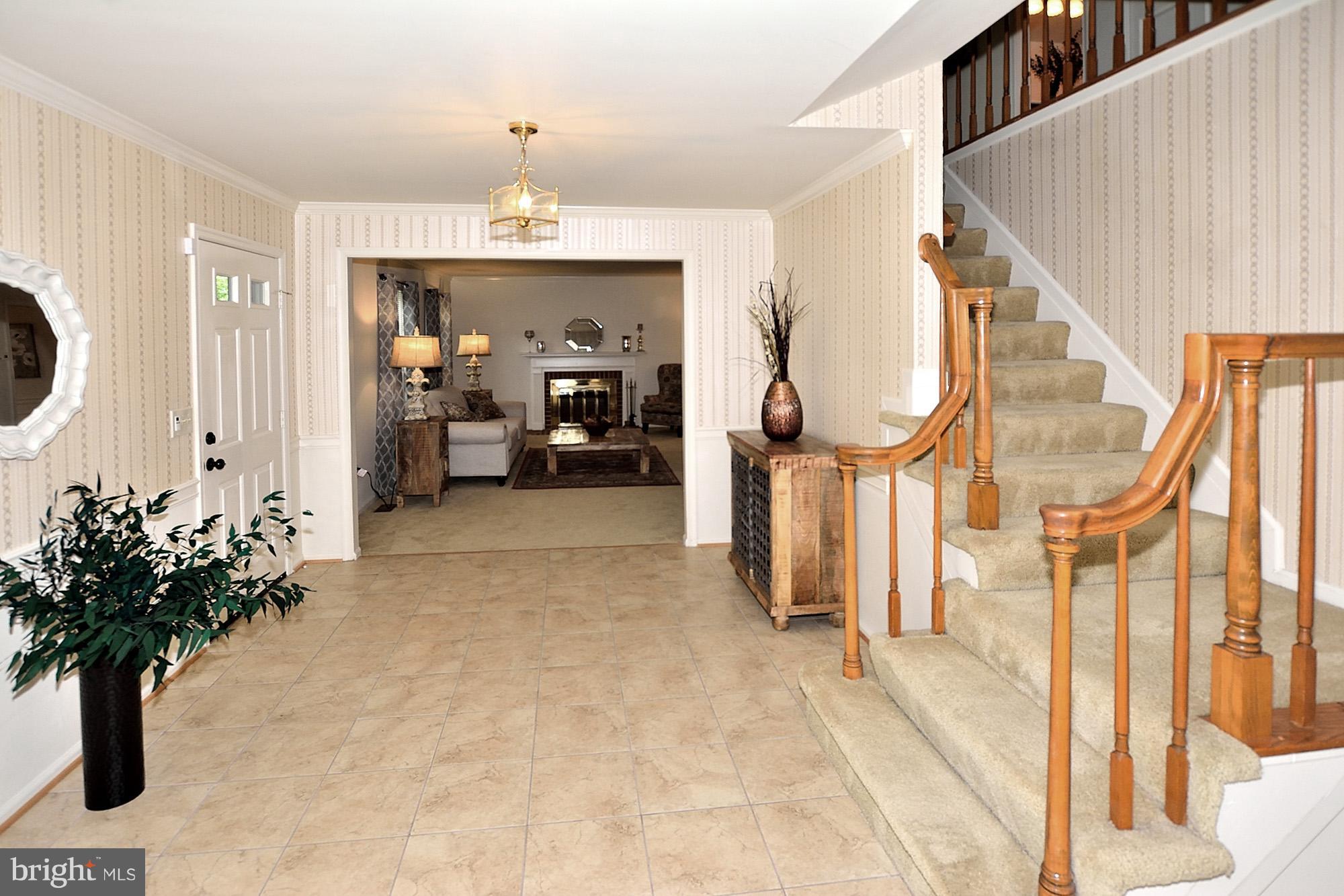 103 Minor Road Sterling, VA 20165 - Photo 2 of 30 Foyer