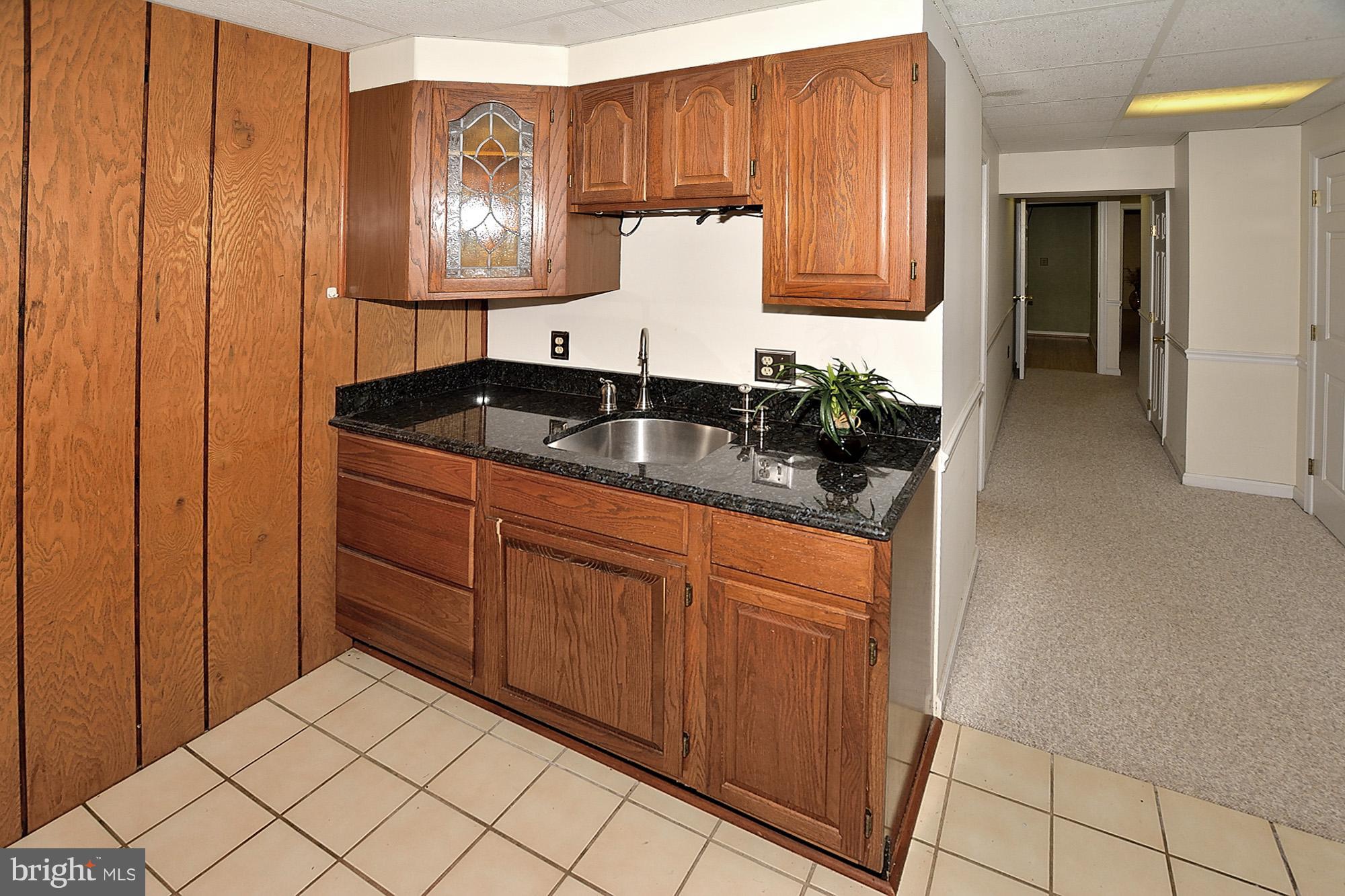 103 Minor Road Sterling, VA 20165 - Photo 22 of 30 Wet Bar