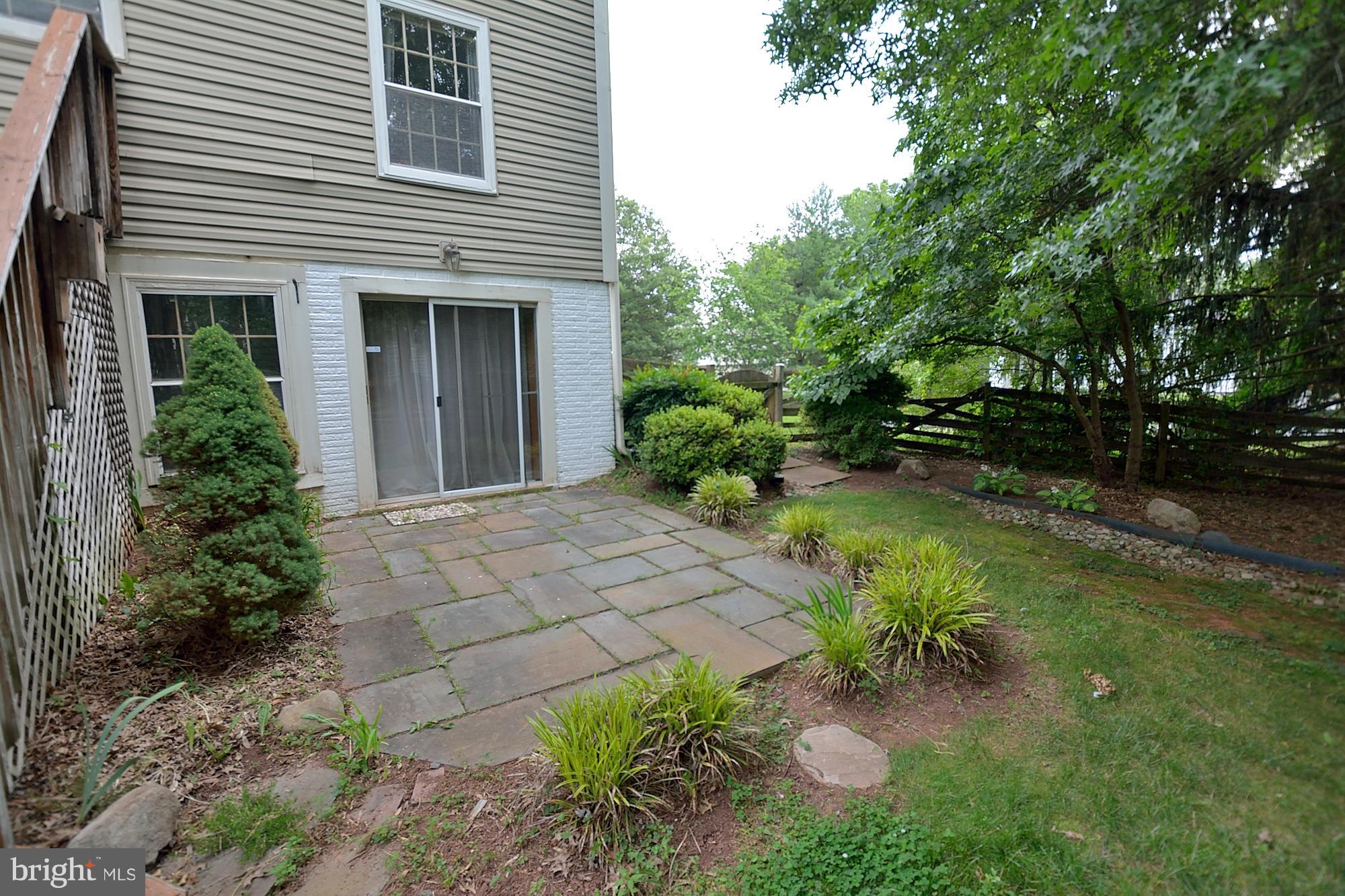 103 Minor Road Sterling, VA 20165 - Photo 25 of 30 Patio