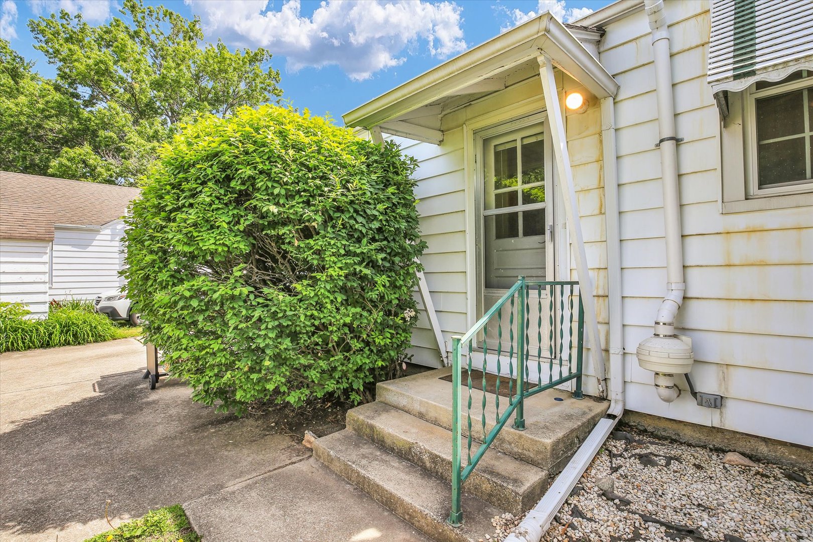 603 South Russell Street Champaign, IL 61821 - Photo 31 of 34